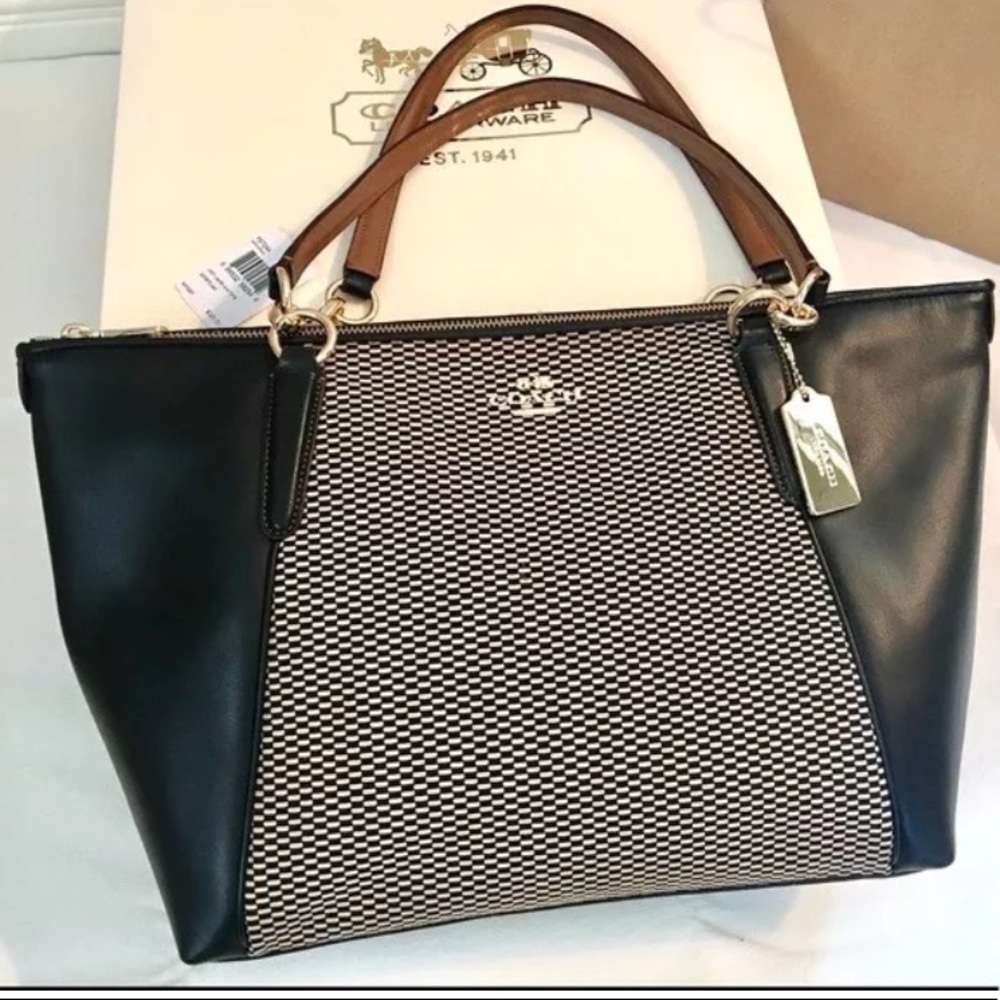 SOLD⛔️Authentic COACH leather/Jacquard Tote.💕 - Picture 6 of 6